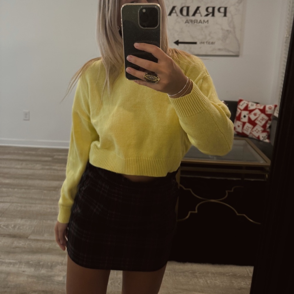 H&M Bright Yellow Crew Neck Sweater